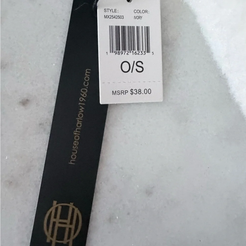 House of Harlow 1960 Ivory Fleece Mittens